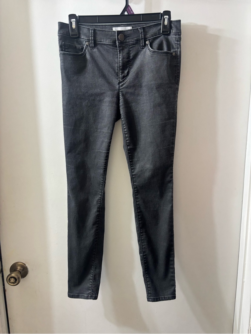 Ann Taylor Black Skinny Jeans for Women